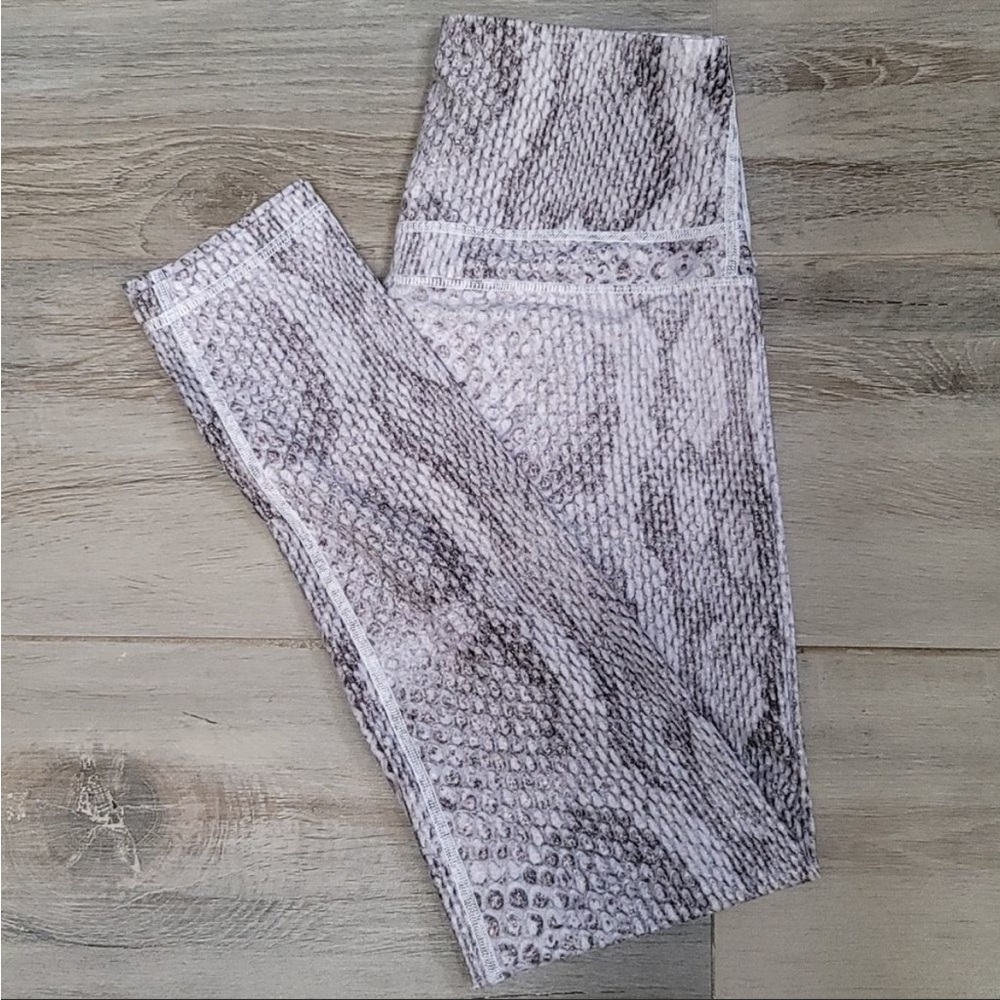 Varley Snakeskin leggings